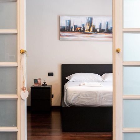 The Best Rent - Modern Duomo Apartment Milan Luaran gambar