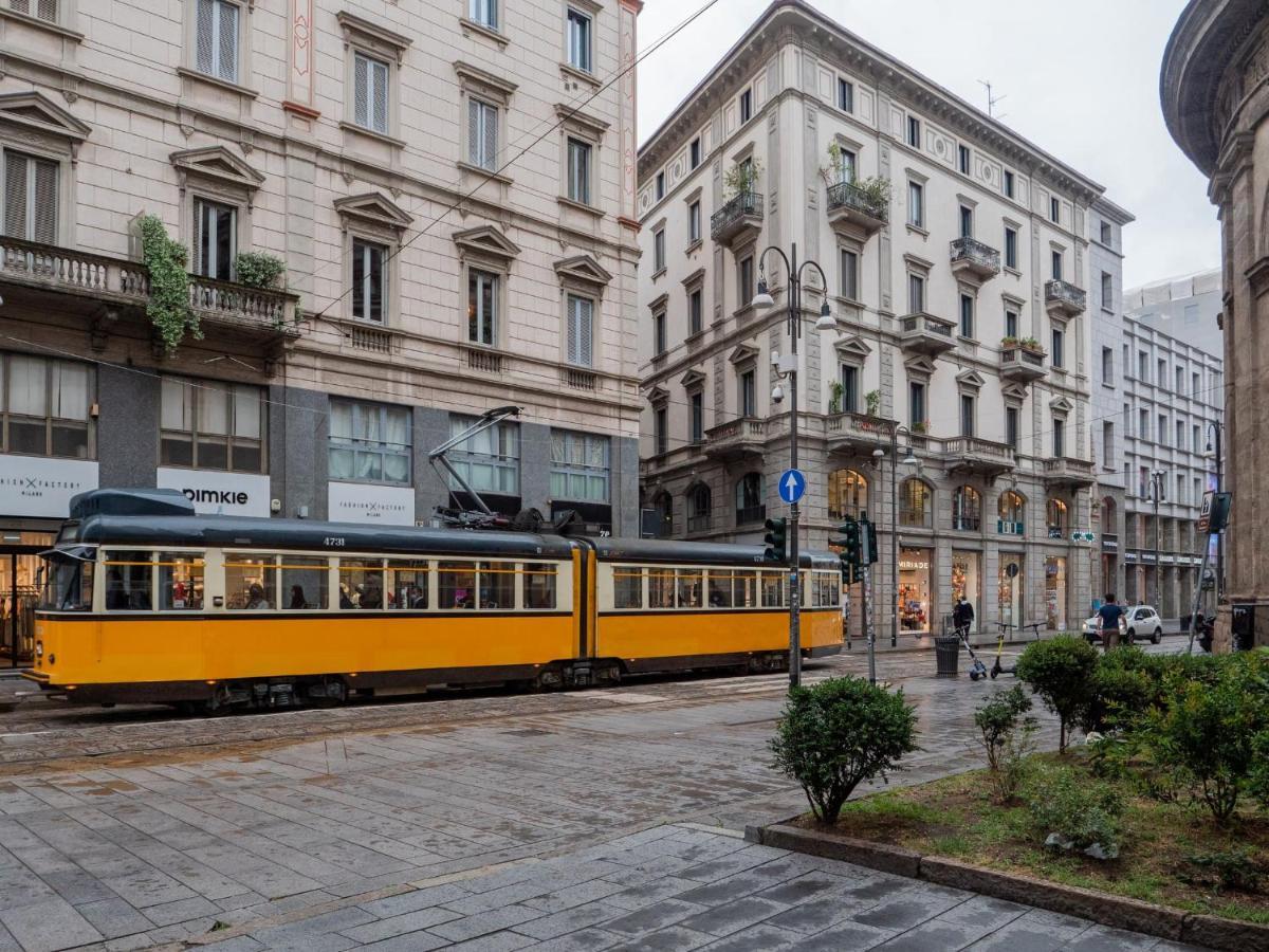 The Best Rent - Modern Duomo Apartment Milan Luaran gambar
