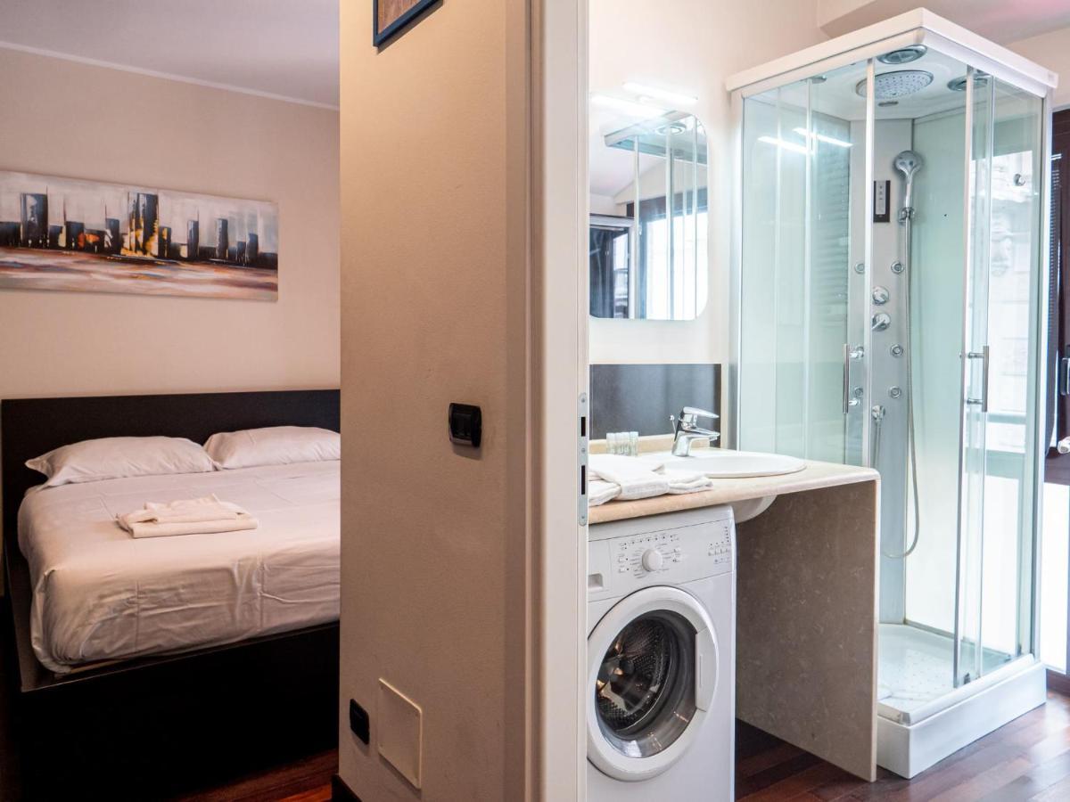 The Best Rent - Modern Duomo Apartment Milan Luaran gambar